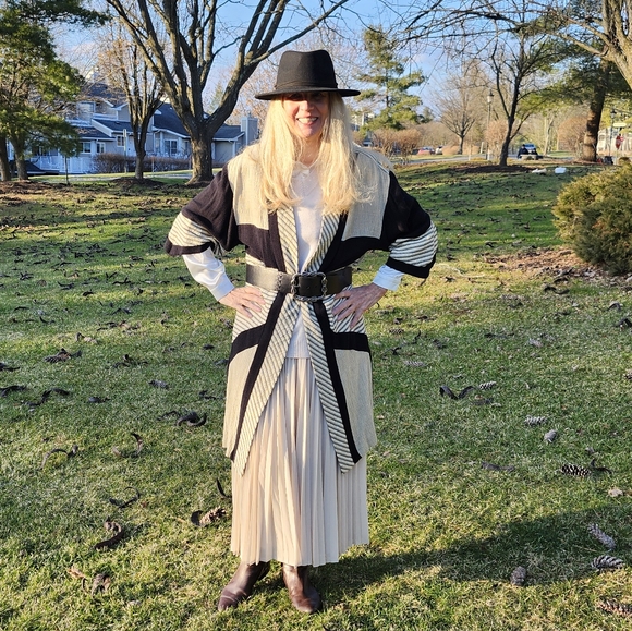 Nicole Studio New York Jackets & Blazers - Vintage Nicole Studio New York Duster/Long Coat, Medium, $40